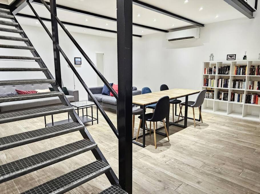 L'Atelier De La Sainte - Vieux Port Marseille Apartment Exterior photo
